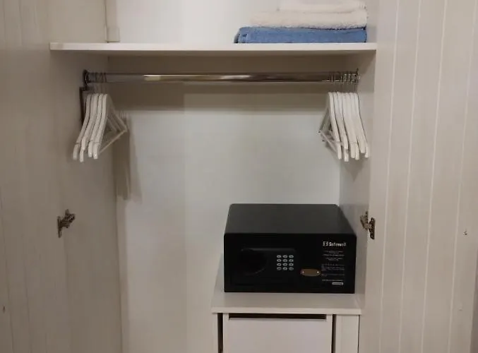 Stone Cave Apartmán