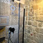Stone Cave Apartman